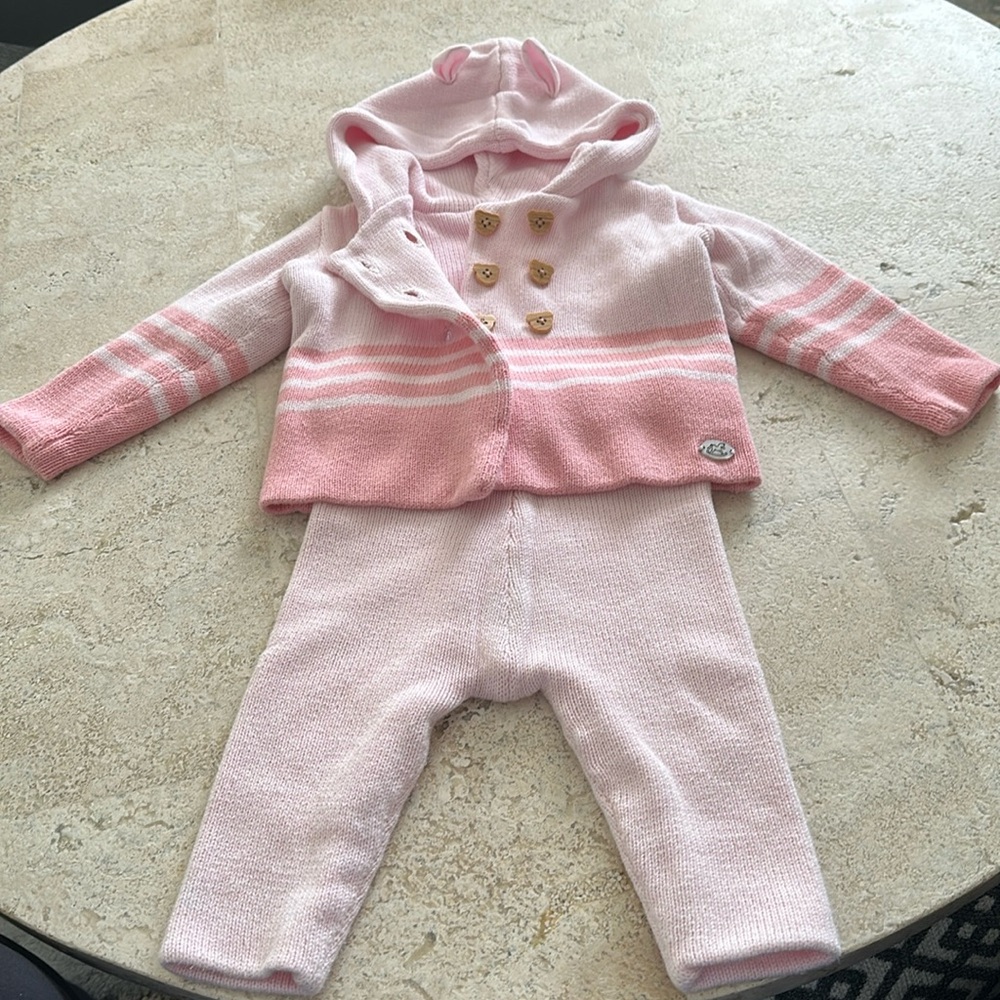 Rock a Bye Baby matching knitted set: hooded cardigan and pants, size 3-6 months
